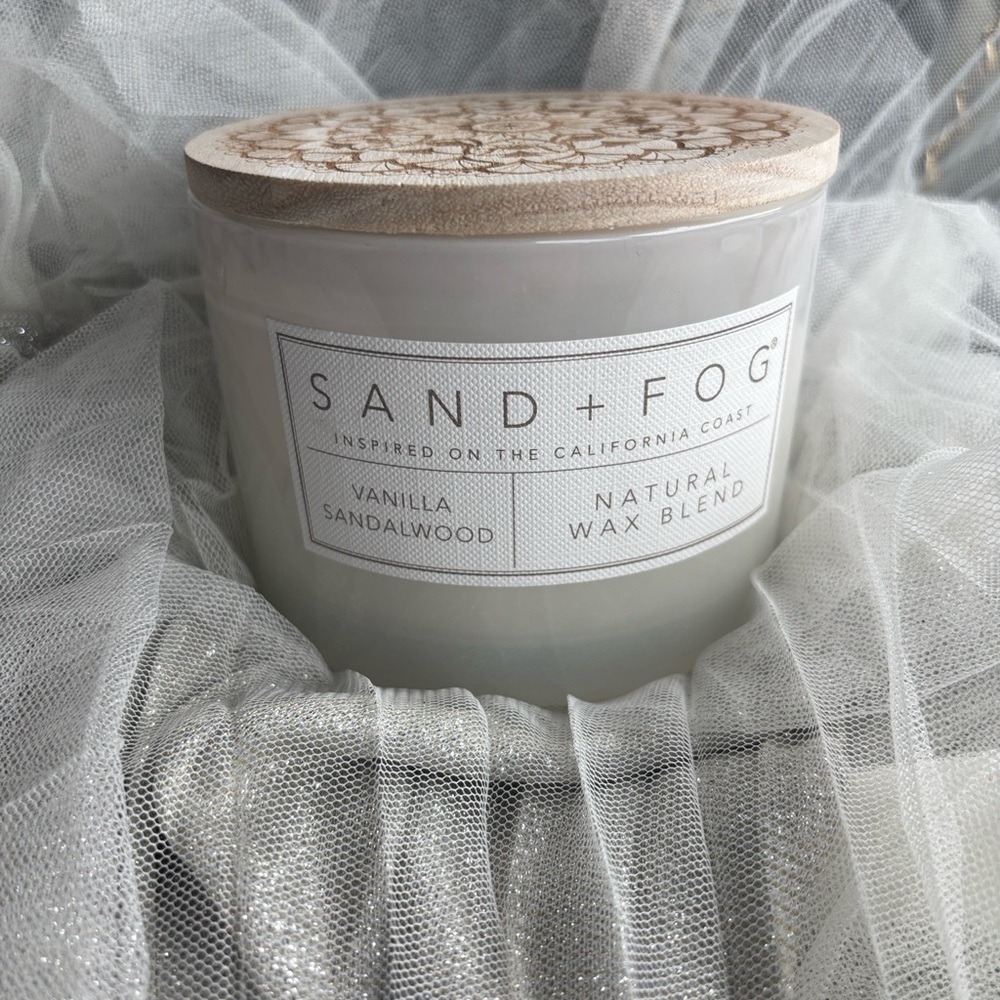 Sand + Fog Vanilla Sandalwood Candle - Cream